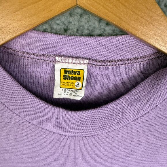 Vintage 1980s Cheers Boston TV Show T-Shirt Velva Sheen Small Purple Rare - Picture 7 of 9